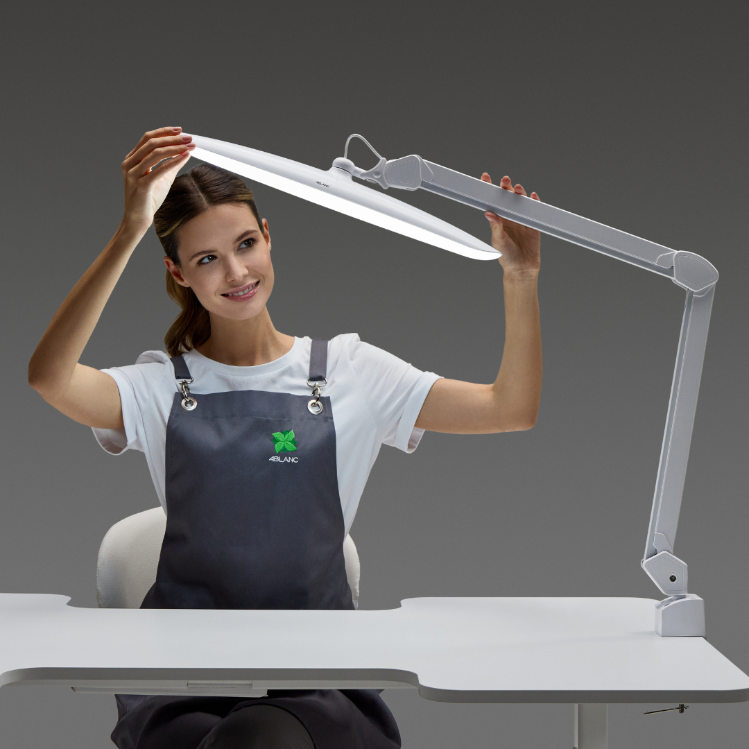 4BLANC Shadowless table lamp