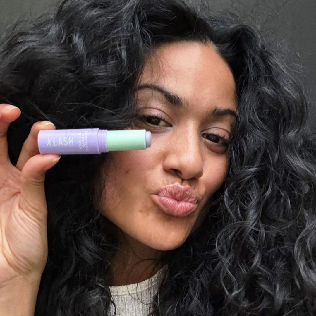 XLASH Smooth Out Retinol Eye Stick - Izlīdzinošs retinola acu zīmulis