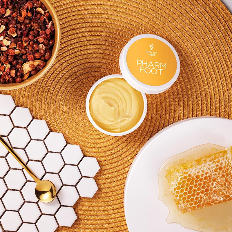 PHARM FOOT Ziede pēdu, roku un ķermeņa kopšanai ar manuka medu, RICH BALM, 75ml